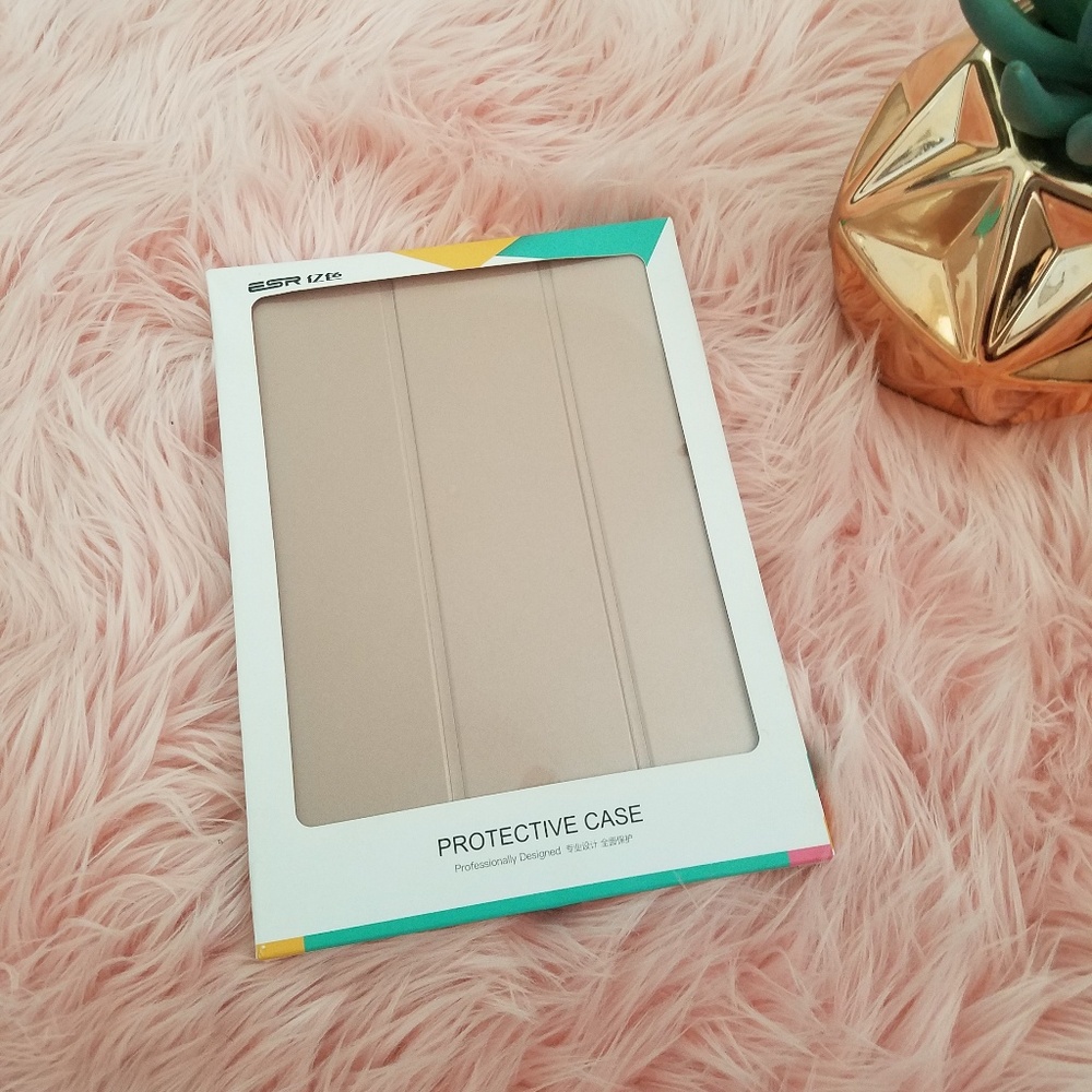 🌟NEW! 🌟Rose Gold case
